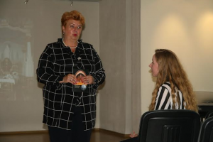 Kaišiadorys. Kalba skulptoriaus vaikaitė Rema Bartuševičiutė Bartkienė.