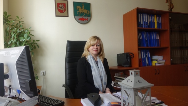 Priekulės seniūnė D.Bliūdžiuvienė.