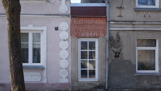 Priekulės istorija tiesiog ant sienos.