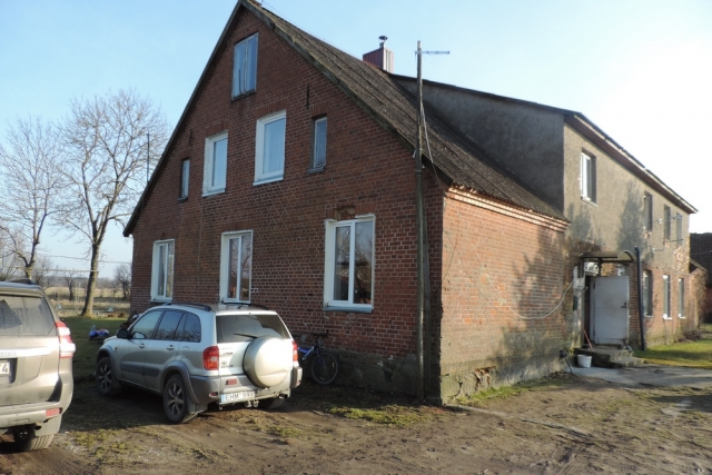 Buvusi Bauplių (Mestalio) mokykla.