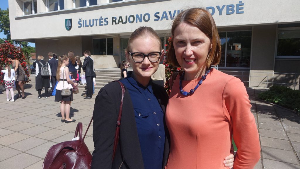 G.Gudaitytei ir jos mokytojai V.Galinskienei buvo padėkota už šiuos pasiekimus Šilutės rajono savivaldybėje.