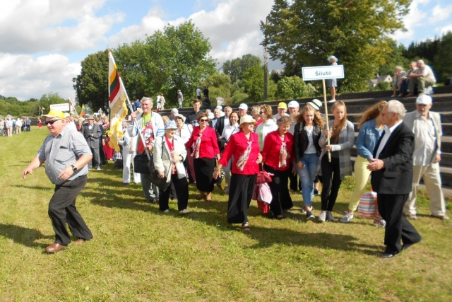 Šilutės tremtiniai ir politiniai kaliniai sąskrydyje „Su Lietuva širdy“. A.Toleikės nuotr.