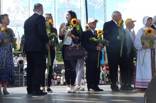 Šilutės tremtiniai ir politiniai kaliniai sąskrydyje „Su Lietuva širdy“. A.Balvočiaus nuotr.