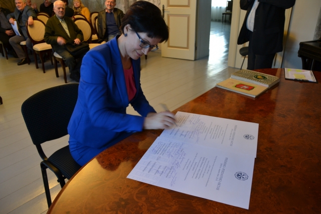 Šilutės sąjūdžio protokolų perdavimas Šilutės H.Šojaus muziejui.