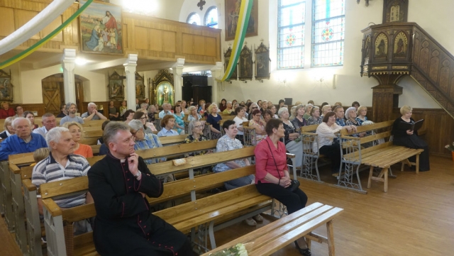 „Gegužio žiedai“ 2019 Šilutės Šv. Kryžiaus katalikų bažnyčioje.