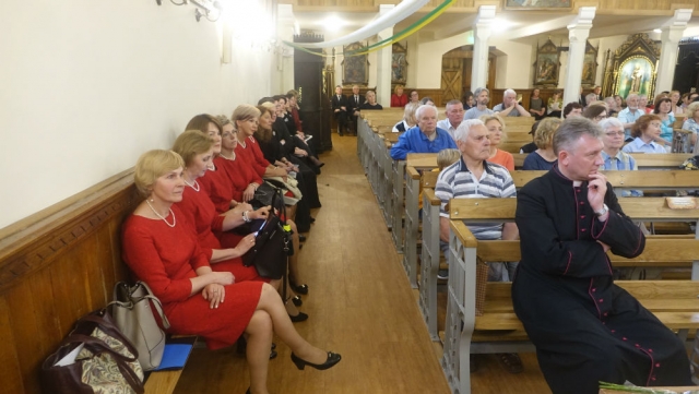 „Gegužio žiedai“ 2019 Šilutės Šv. Kryžiaus katalikų bažnyčioje.