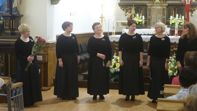 „Gegužio žiedai“ 2019 Šilutės Šv. Kryžiaus katalikų bažnyčioje.