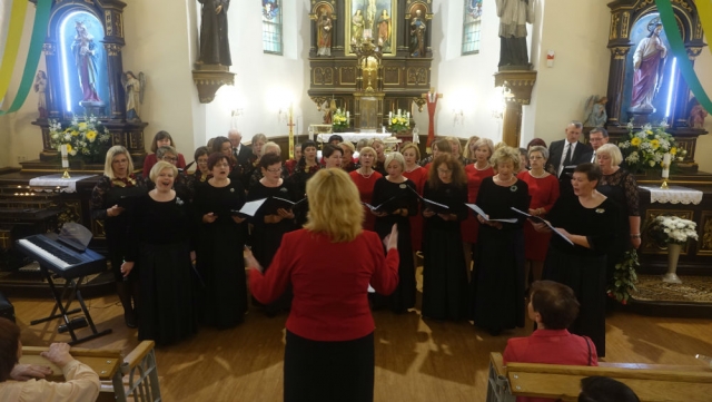 „Gegužio žiedai“ 2019 Šilutės Šv. Kryžiaus katalikų bažnyčioje.