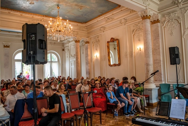 Renginys Gėlė ir vėjas