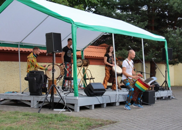 Komanda.